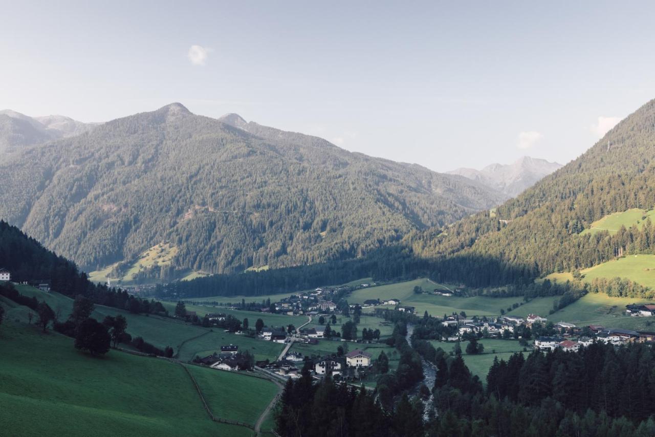 Alpenpalace Luxury Hideaway & Spa Retreat Lutago Esterno foto