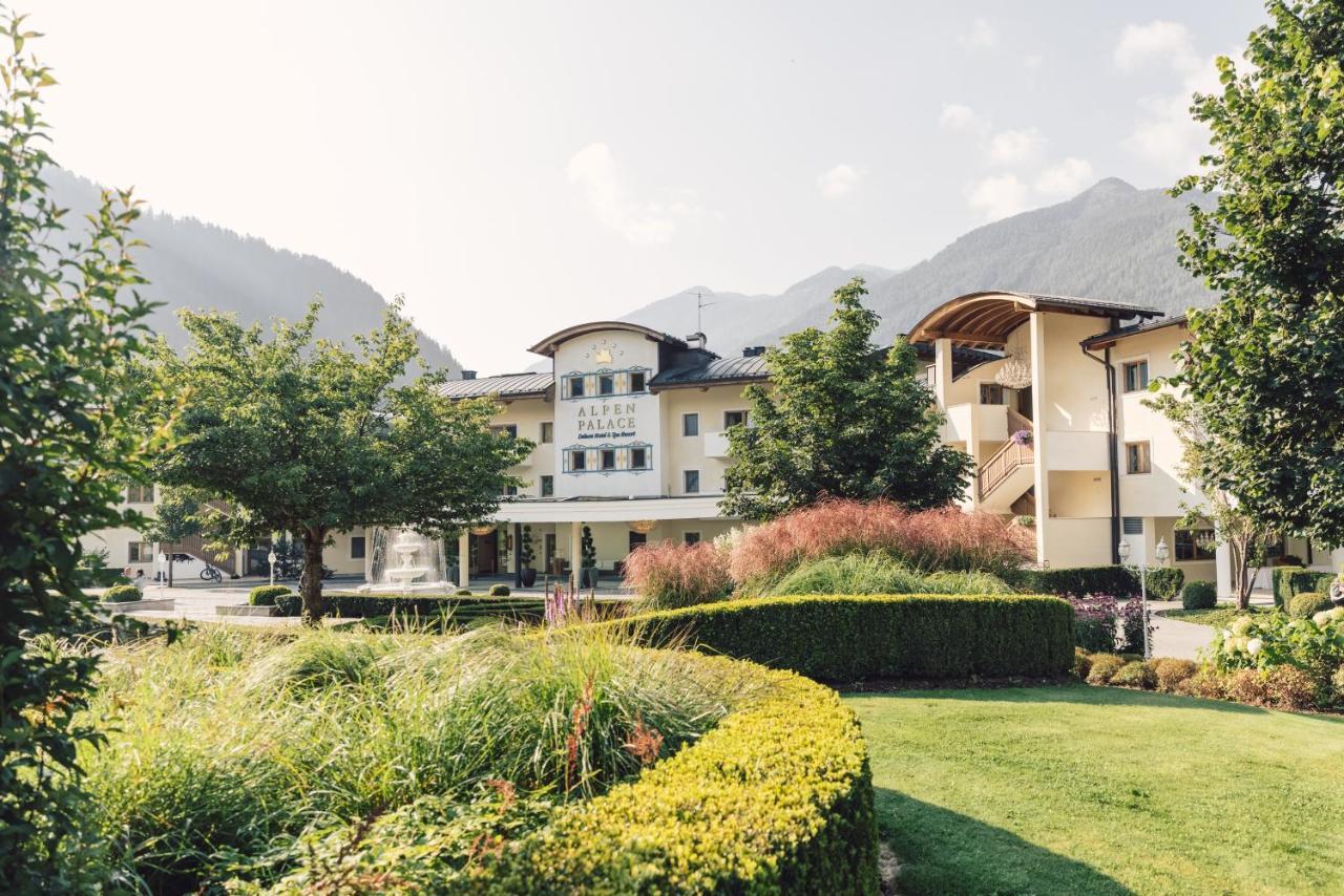 Alpenpalace Luxury Hideaway & Spa Retreat Lutago Esterno foto