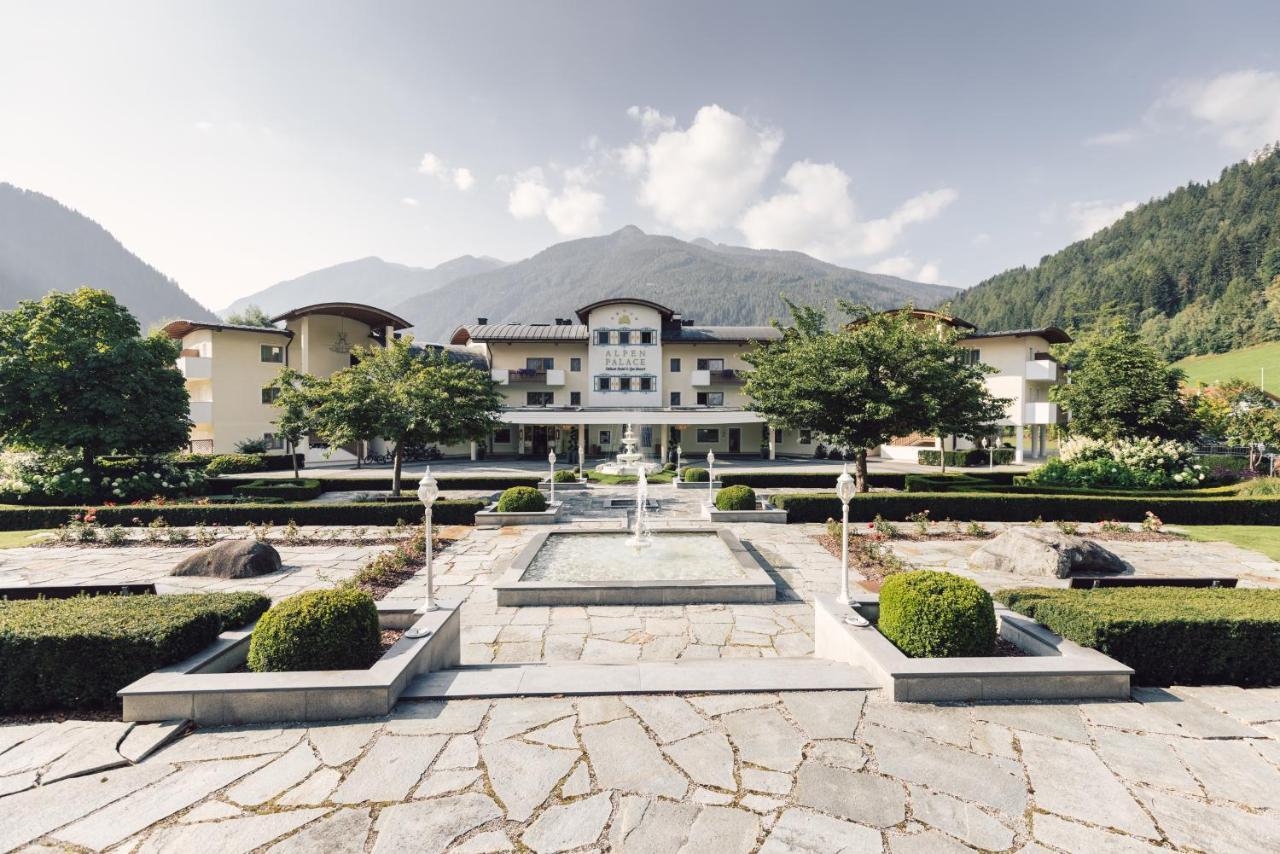 Alpenpalace Luxury Hideaway & Spa Retreat Lutago Esterno foto