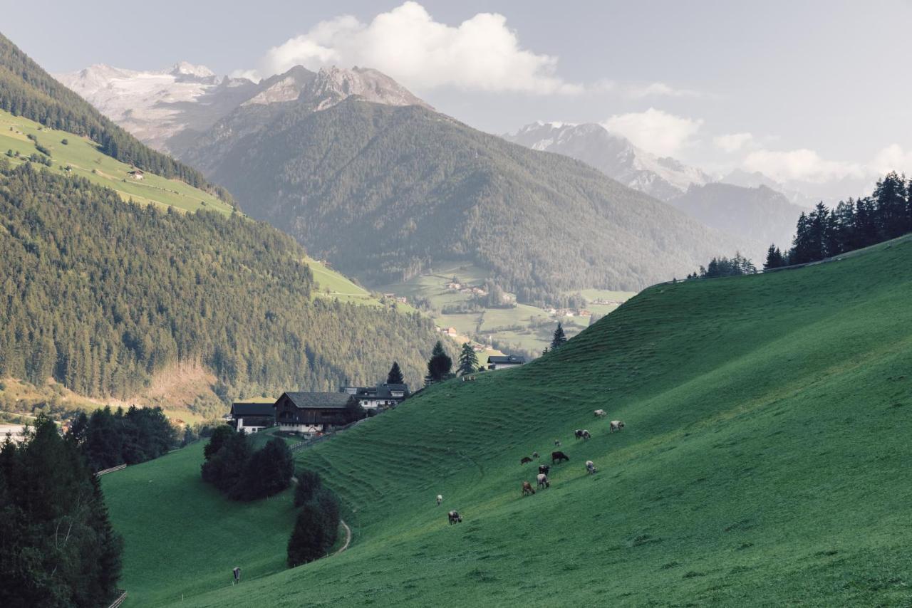 Alpenpalace Luxury Hideaway & Spa Retreat Lutago Esterno foto