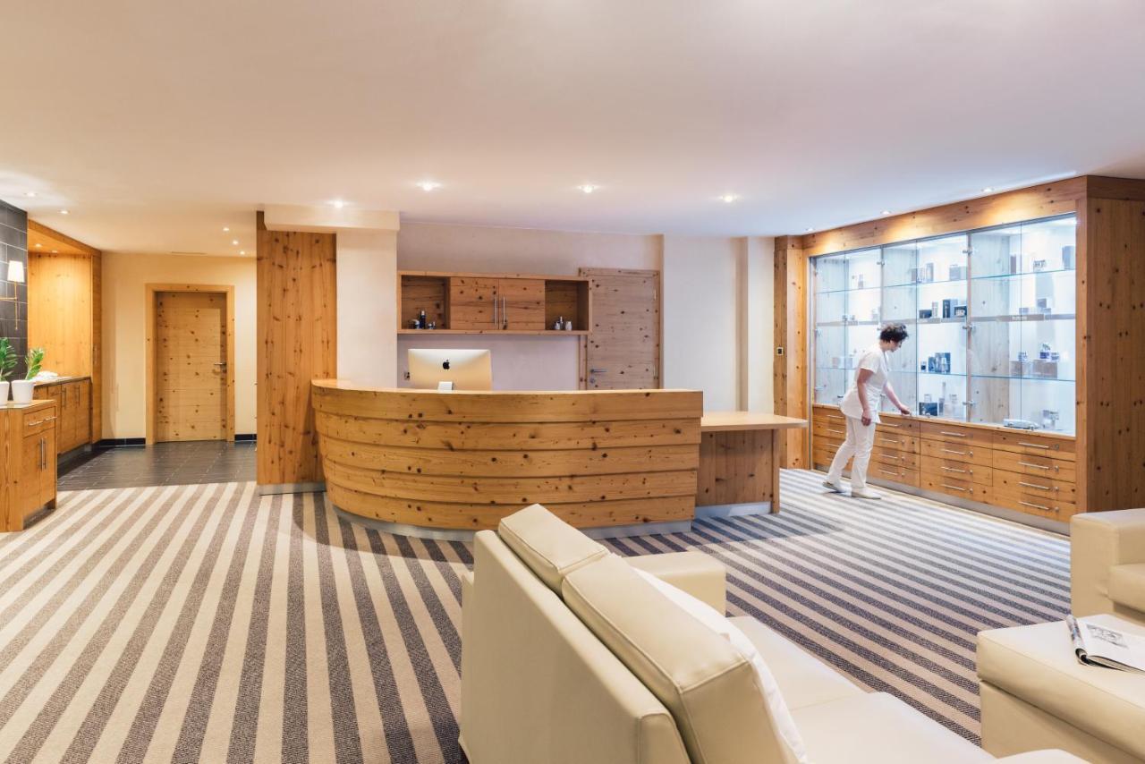 Alpenpalace Luxury Hideaway & Spa Retreat Lutago Esterno foto